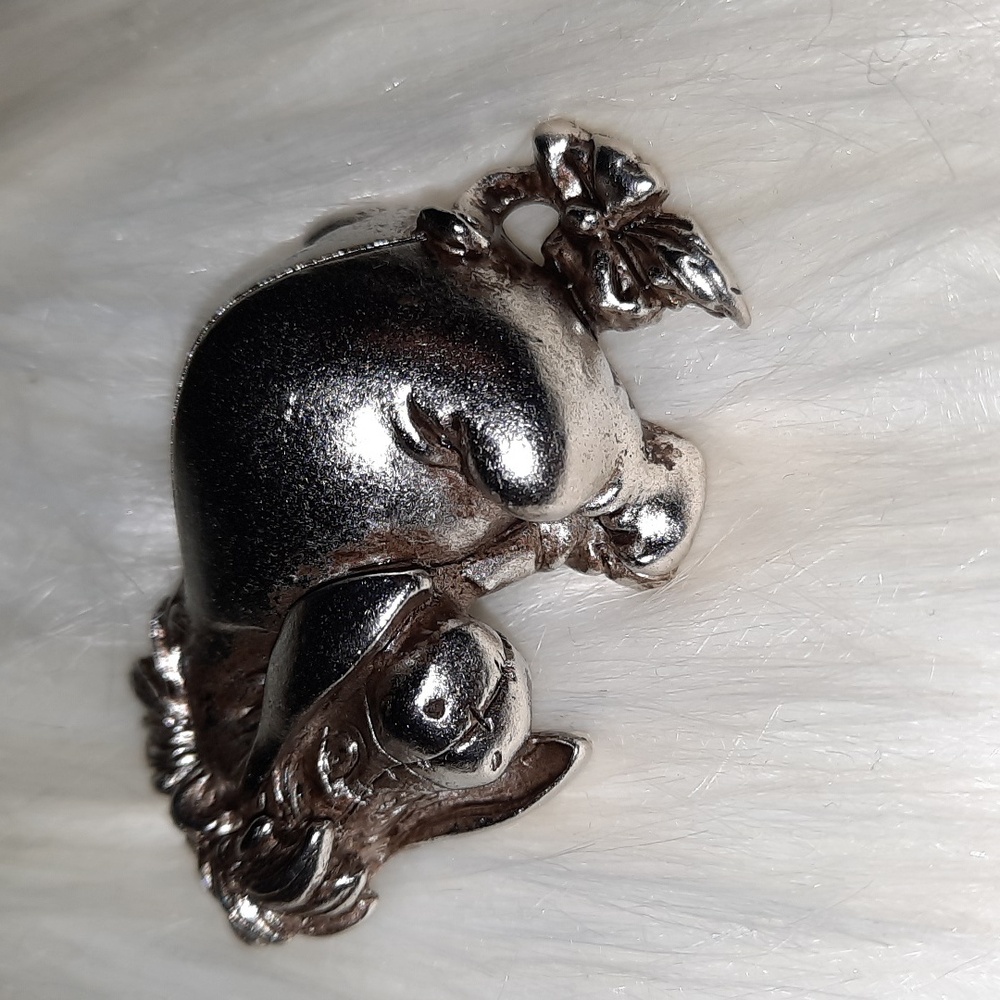 Disney Eeyore brooch Pin pewter Metal Signed Vintage Collectible